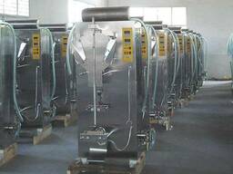 Автомат розлива в пакеты