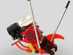 Battery powered rail cutting machine