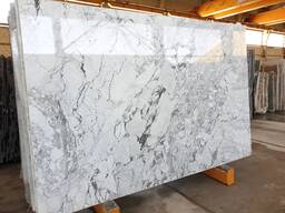 Chini white marble