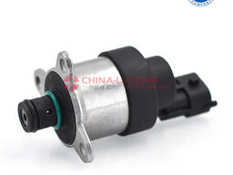 Fuel pressure regulator 0 928 400 646