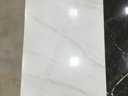 Large porcelain tile