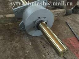 Опора в сборе 1011.0044.06.00.00СБ, Вал Сталь45 Корпус СЧ18