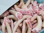 Pork feets, small intestines, ears, tongues, belly, head and other cuts approved for china