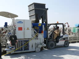 Зенит 913 передвижной вибропресс с формовкой на поле